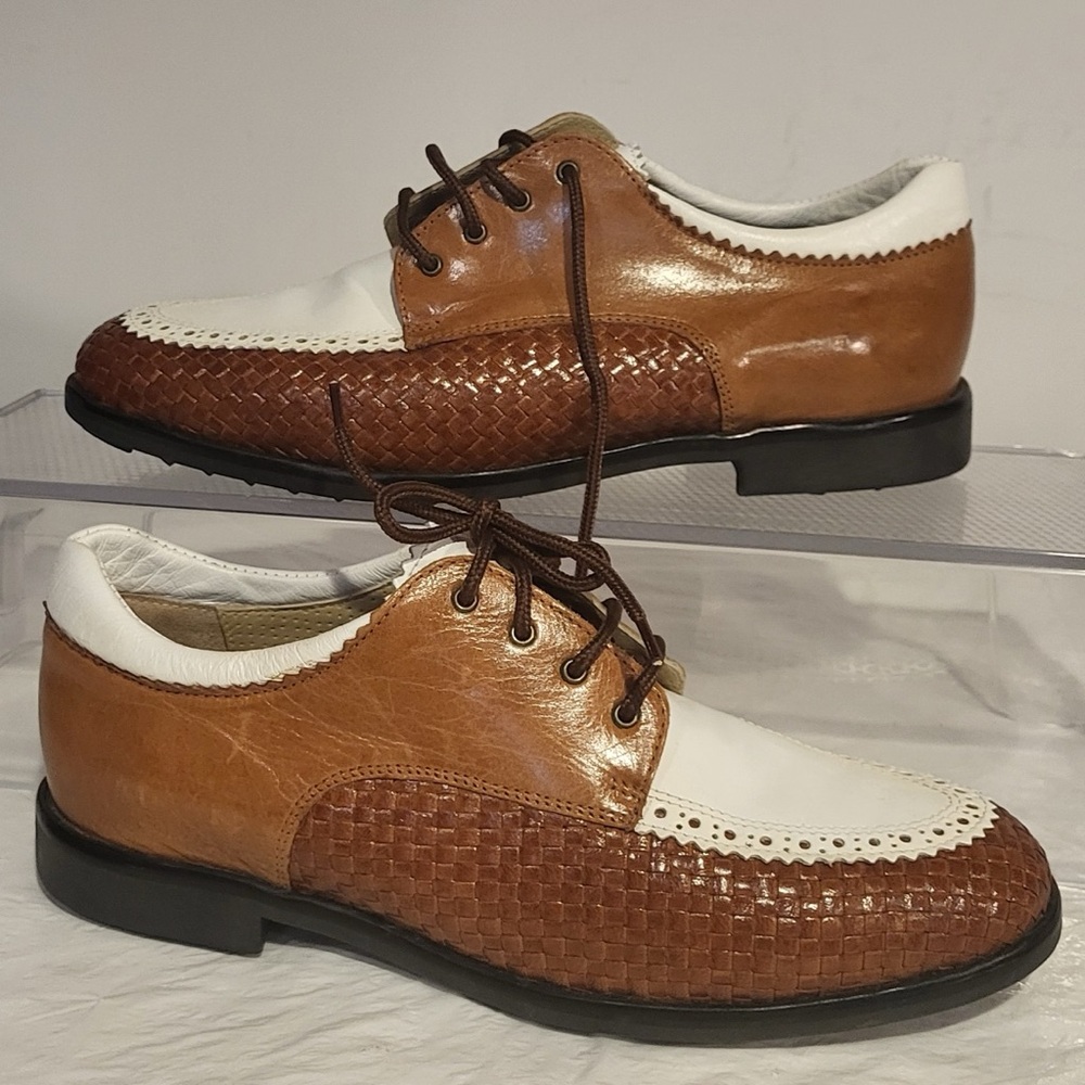 ✨Price Drop....AEROGREEN women's Vera Pelle Italian leather golf shoes